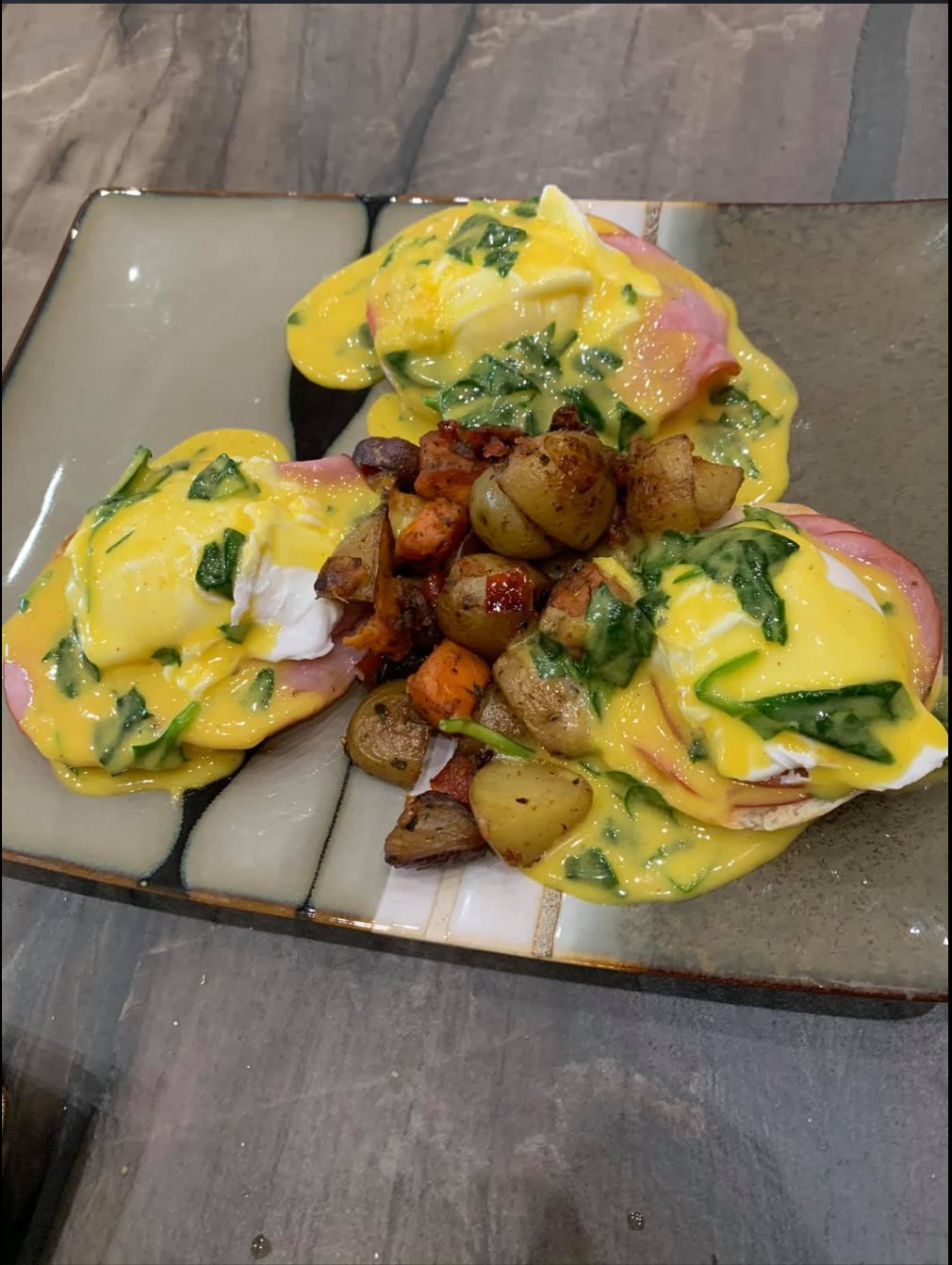 Eggs Benedict